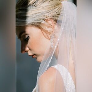 Toni Federici Midnight Bridal Veil (long)